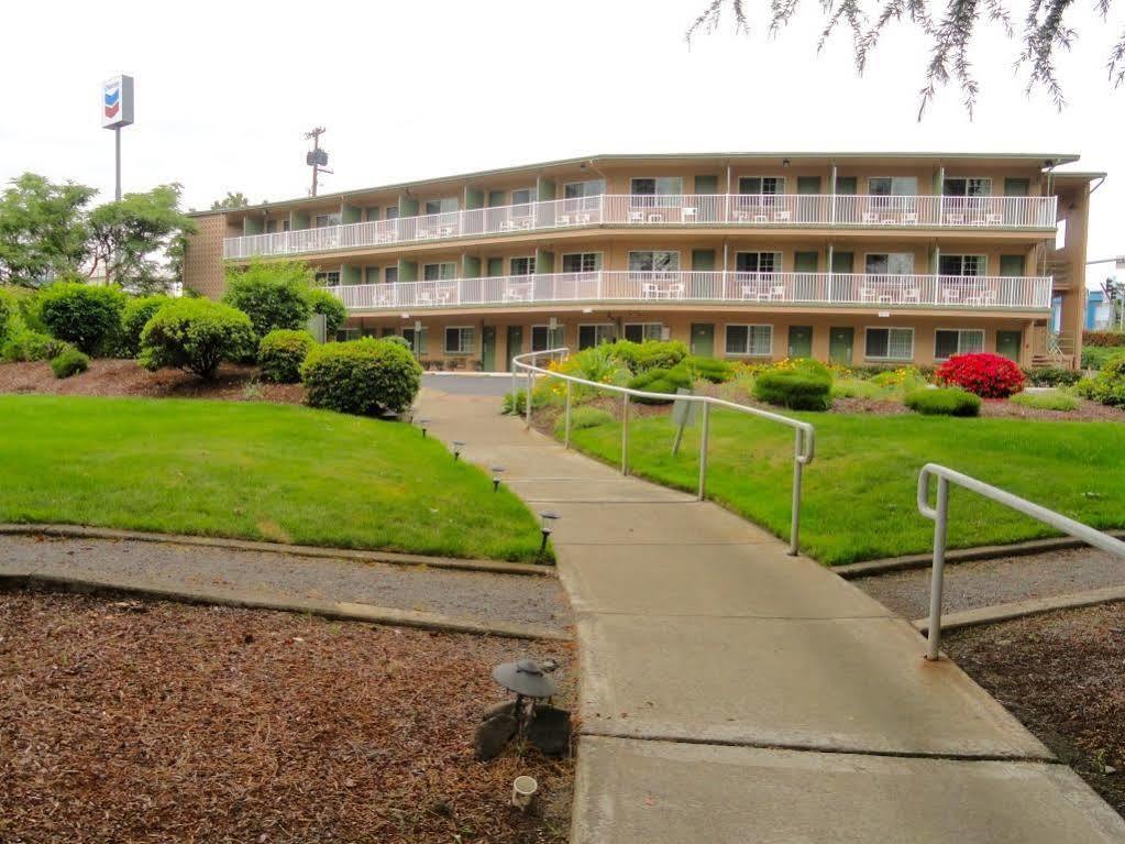 Riverfront Inn Roseburg Luaran gambar