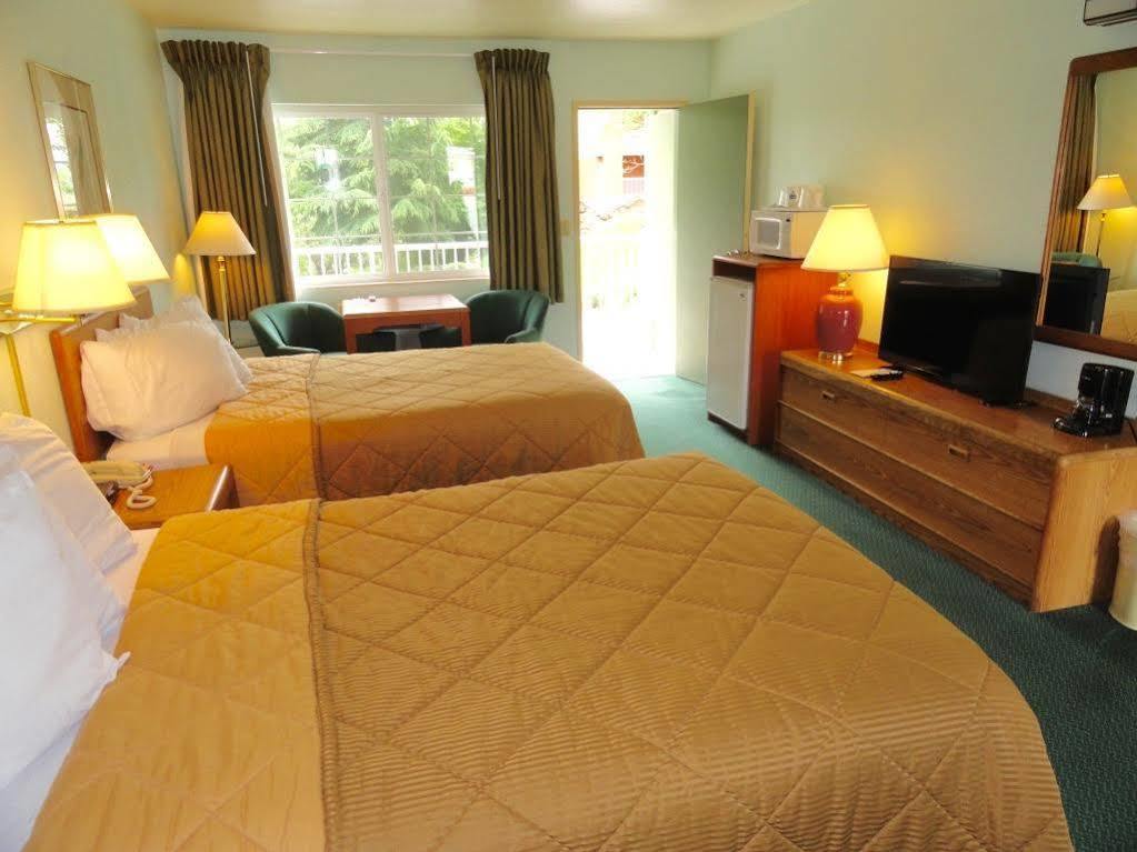 Riverfront Inn Roseburg Luaran gambar