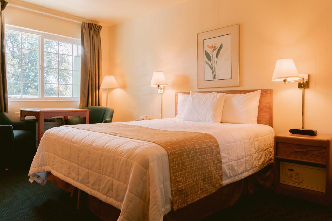 Riverfront Inn Roseburg Luaran gambar