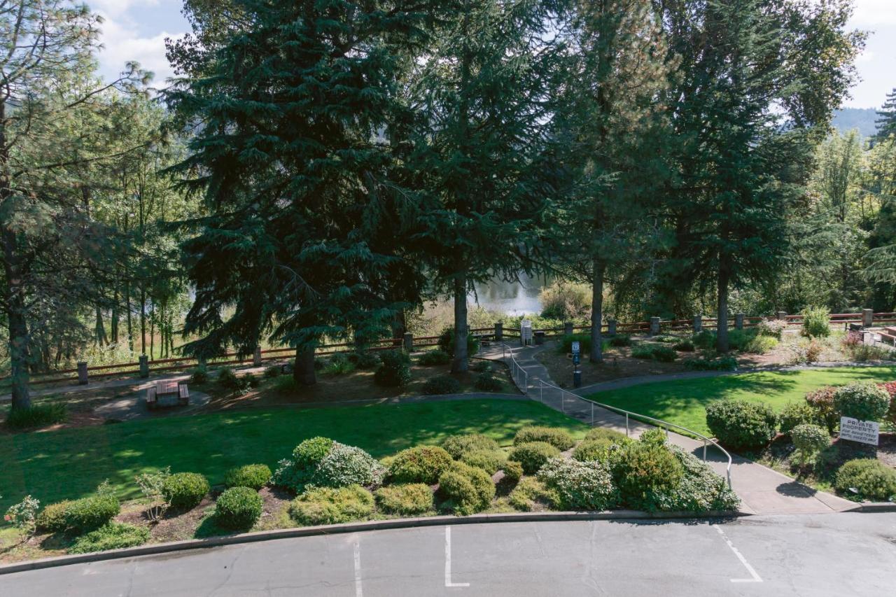 Riverfront Inn Roseburg Luaran gambar